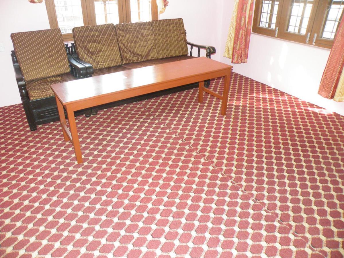 Pokhara Abroad Inn Exterior photo